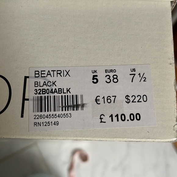 Topshop black lace up heeled boots - Picture 10 of 10